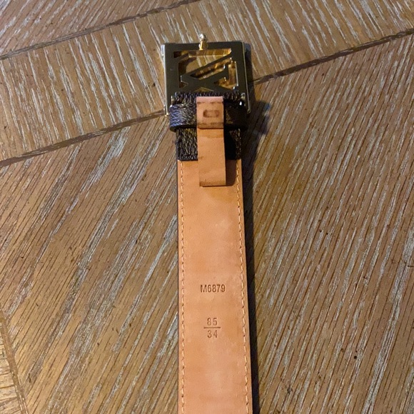 Louis Vuitton belt - Picture 4 of 5